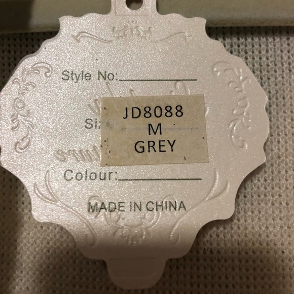 Simply Couture NWT Ladies Cardigan Sweater/Duster in Size Medium. Gray/White - Picture 3 of 15